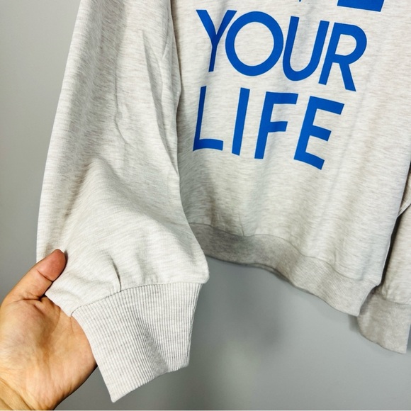 Kaffe Cream & Blue Crew Neck Sweatshirt “ live your live” women Size Large NWT - Picture 10 of 15